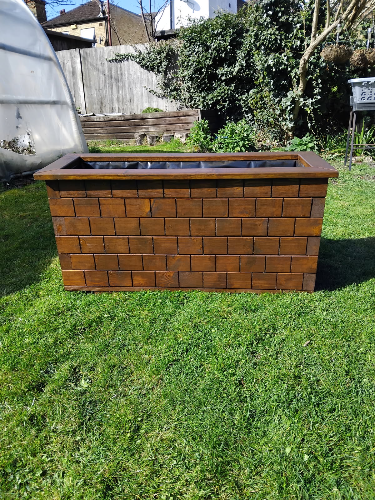 Planter 2