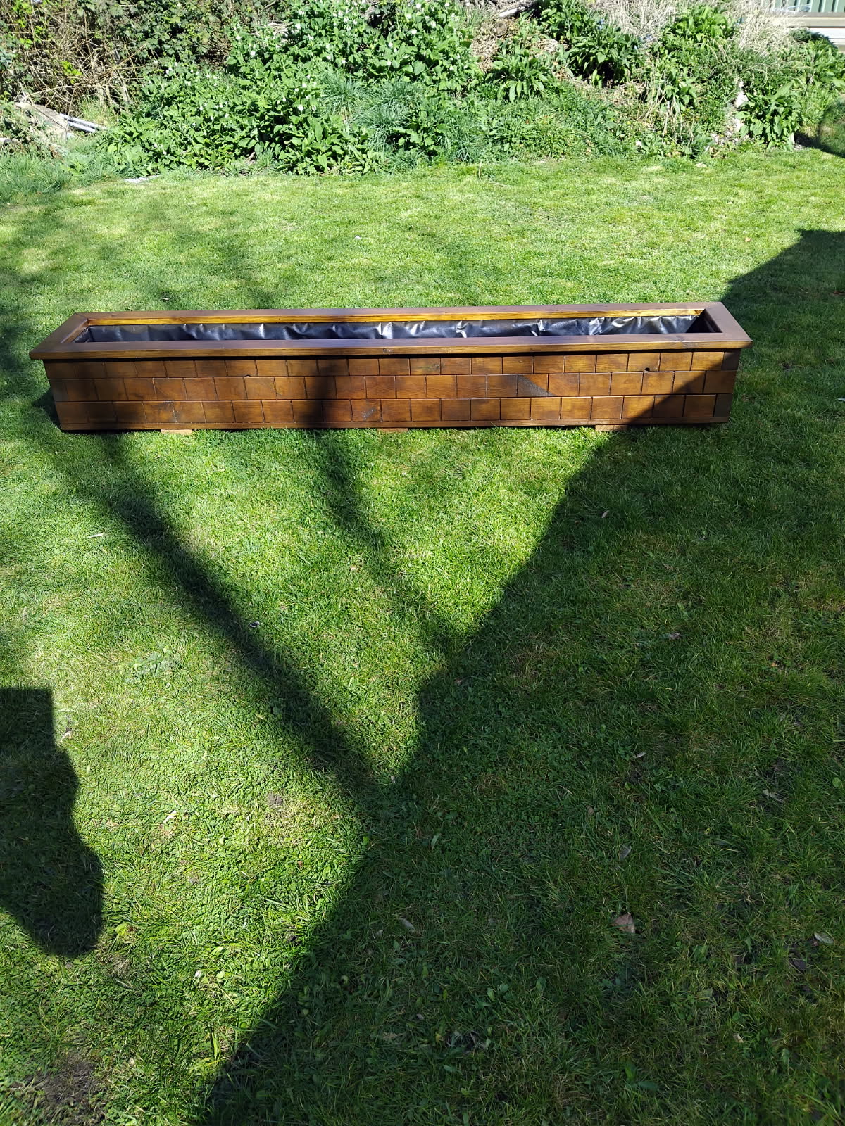 Planter 2
