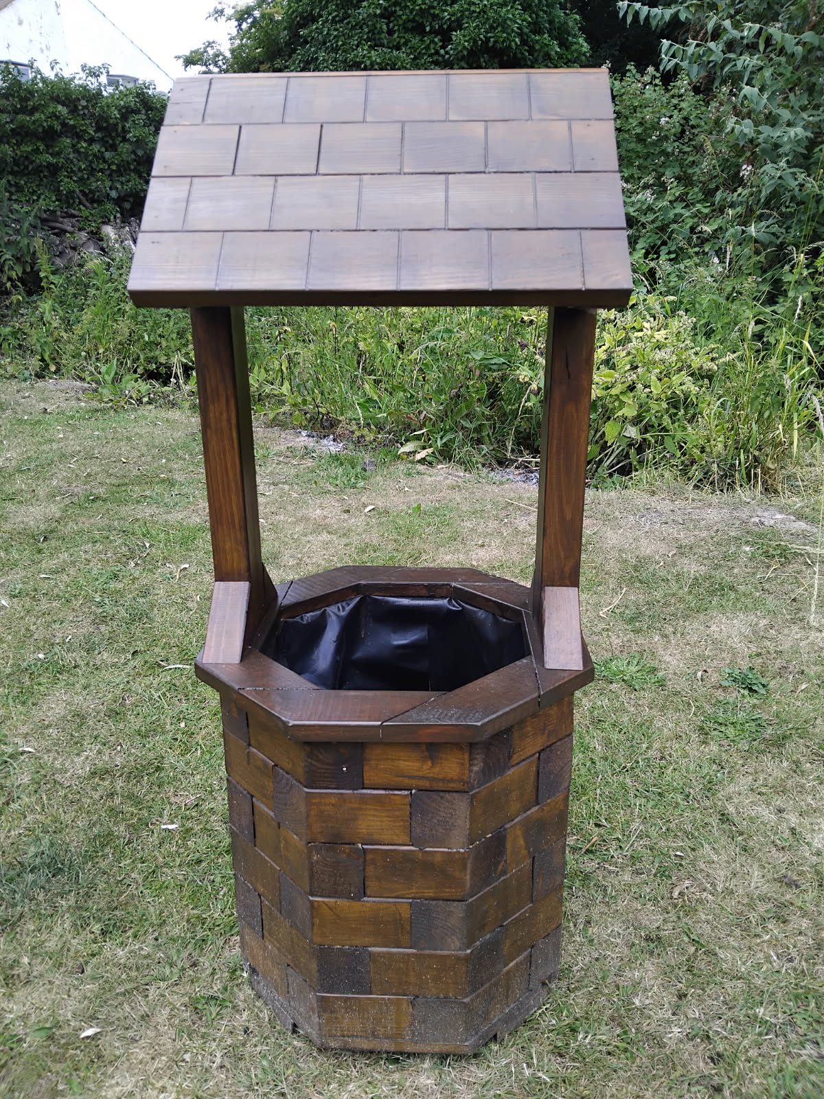 Planter 2